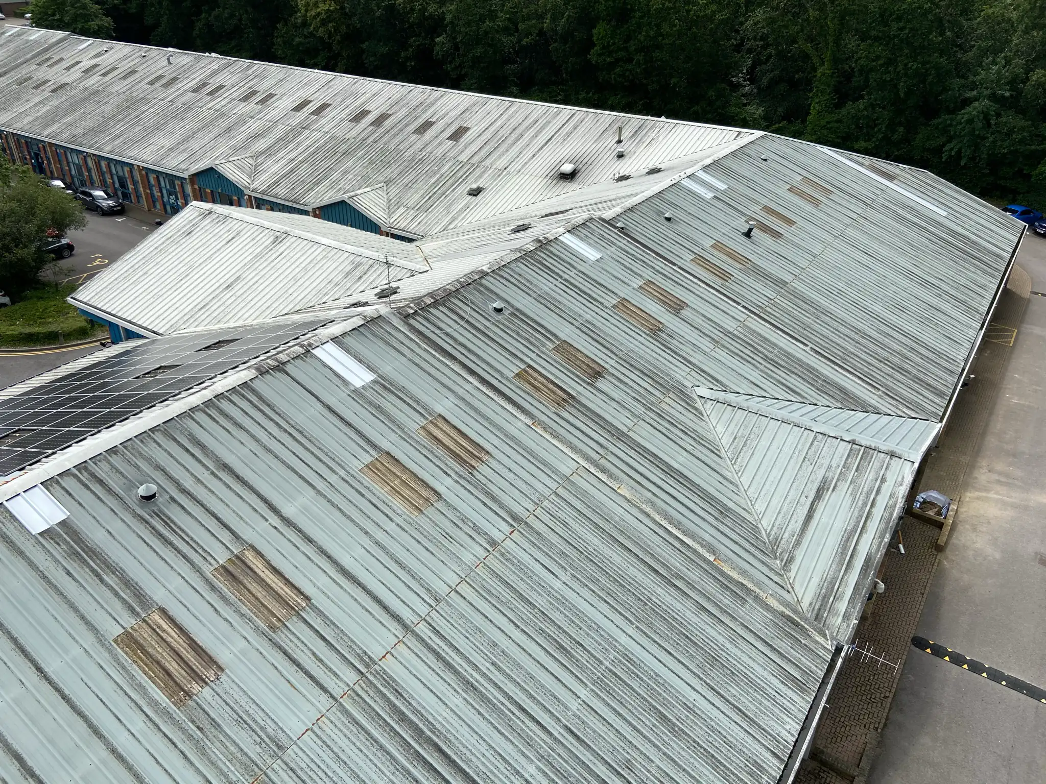Repair or Replace a Commercial Roof: A Comprehensive Guide